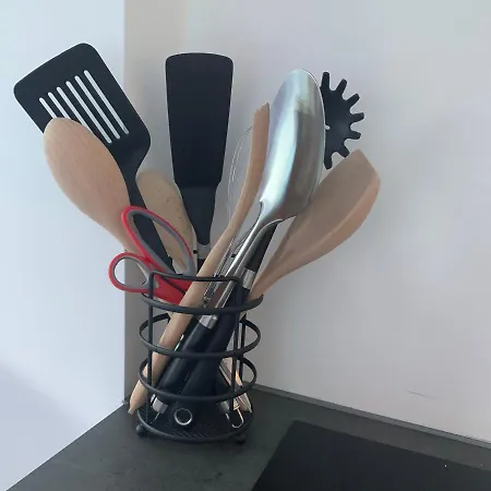 Studio Triple B ホテル *